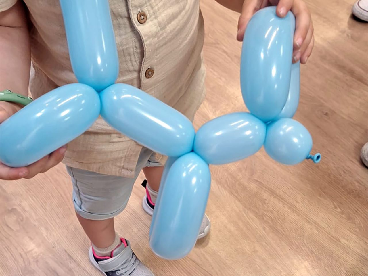 IKEA Pinturas Faciais e Modelagem de Balões